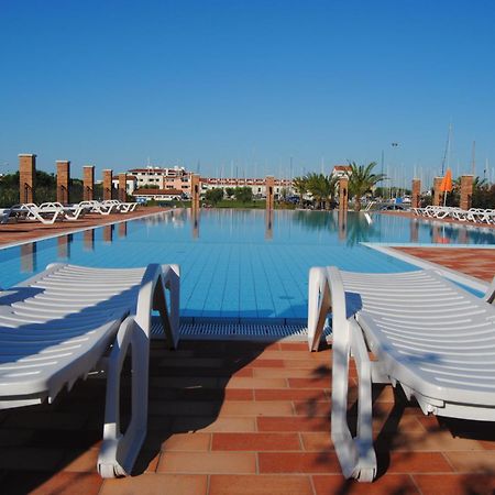 Residence Maestrale Caorle Esterno foto