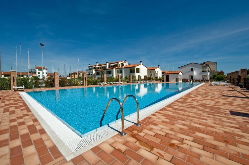 Residence Maestrale Caorle Esterno foto